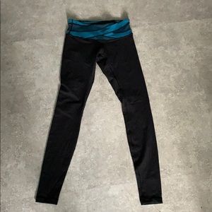 Lulu mid rise leggings compression